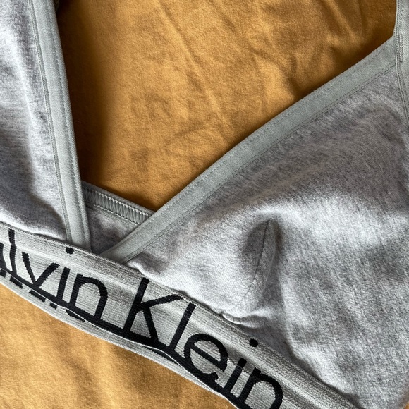 COPY - Calvin Klein unlined cotton grey bralette - Picture 5 of 5
